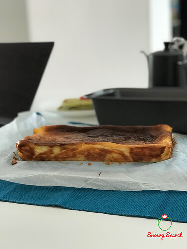 snowy-secret-burnt-cheese-cake-00015